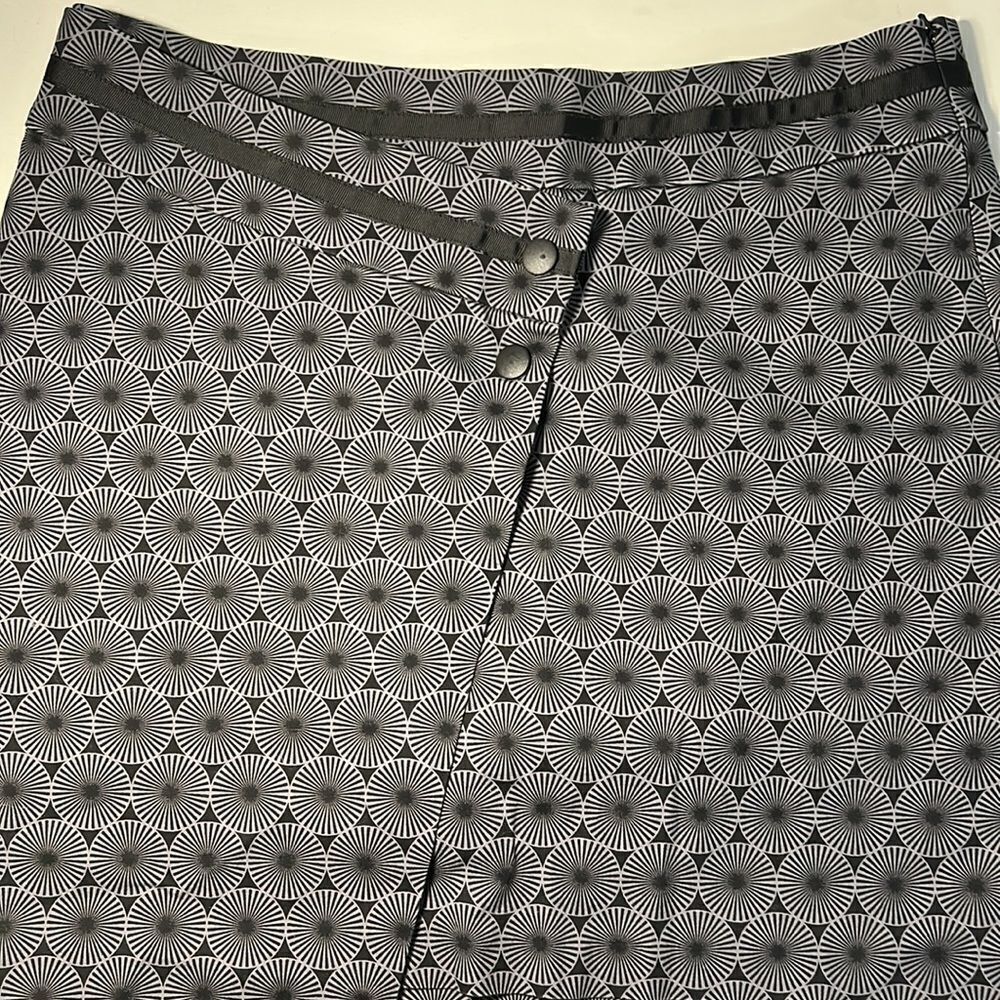 Oxford Golf Asymmetrical Skort Black Size 8